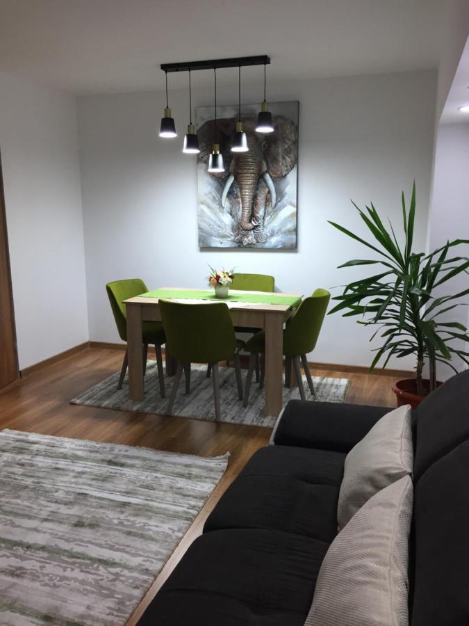 Roby Apartament ブカレスト エクステリア 写真